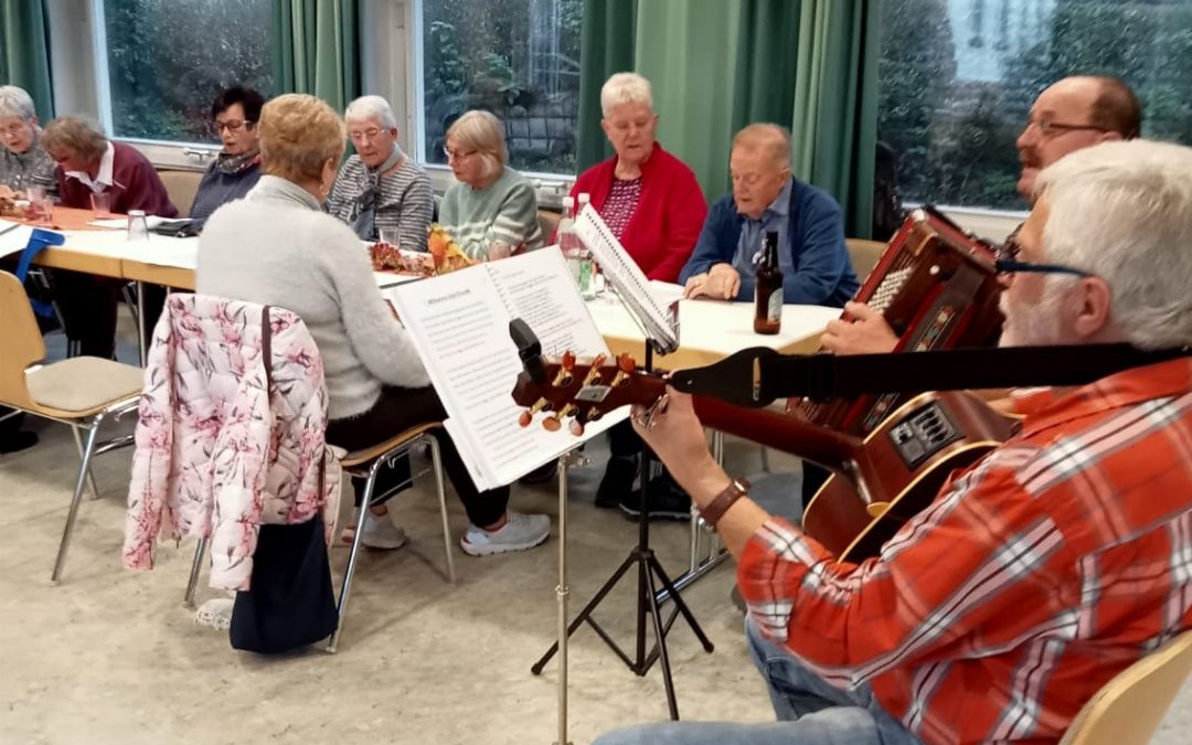 Höchster Senioren singen und sammeln